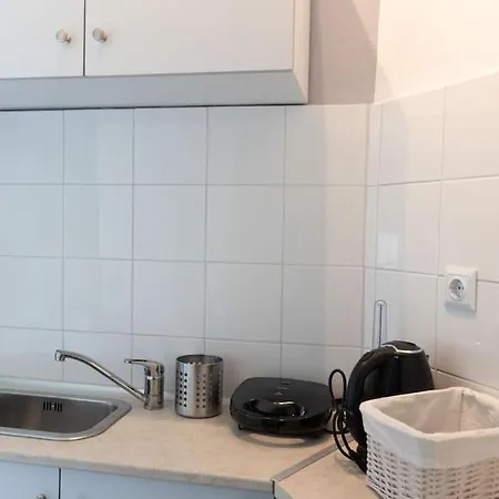 Όμορφο Στούντιο Στο Κέντρο Της Πόλης. Apartment Larissa Exterior photo